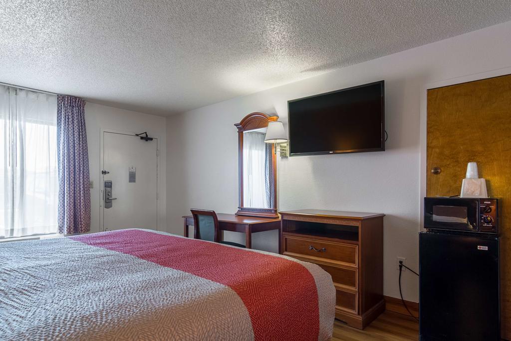 Motel 6 Waycross Εξωτερικό φωτογραφία